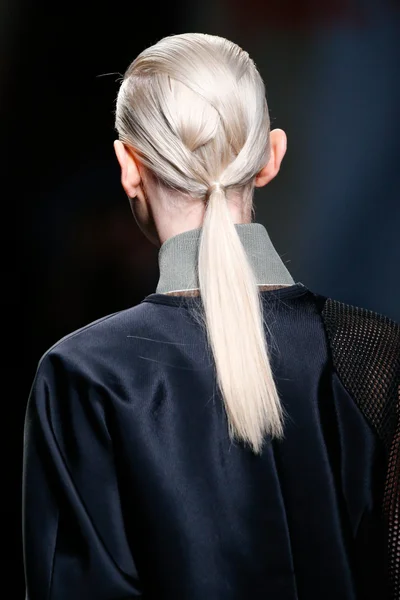 Look 44